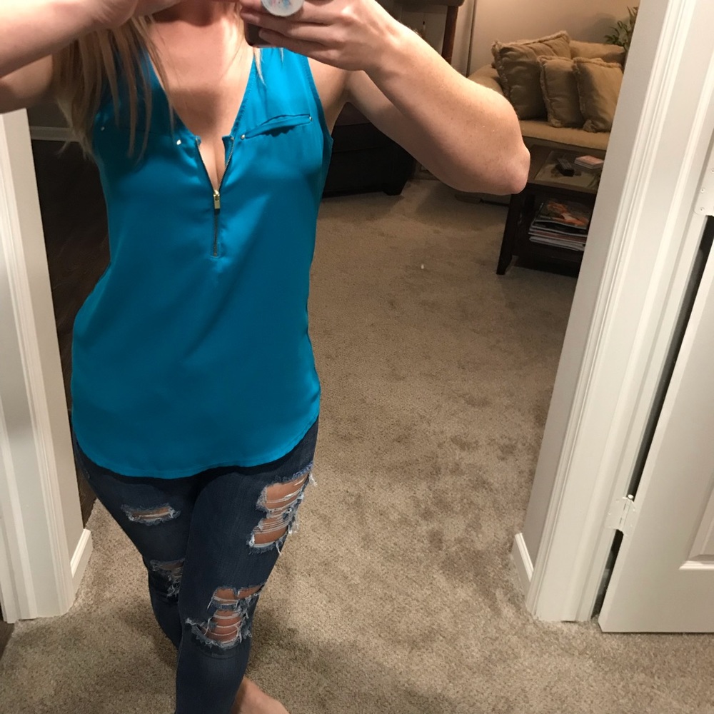 Express tank top